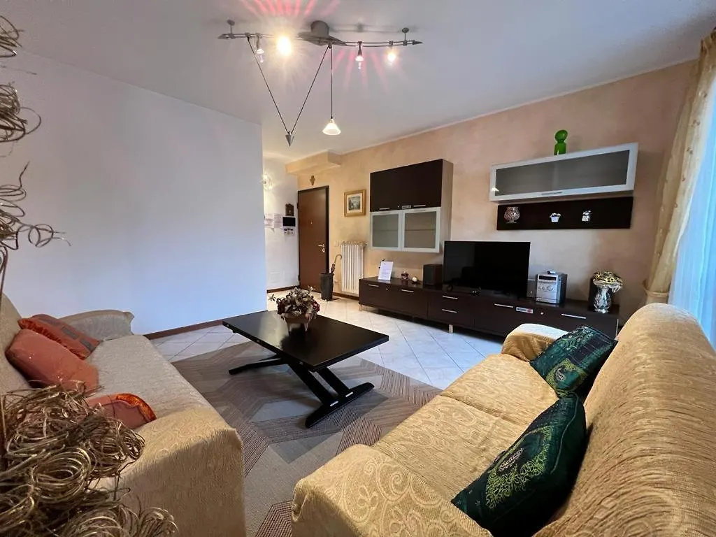 Appartamento Kibilu - Via Magenta 43 Centro Citta Con Parcheggio Varese 0*,  Italia
